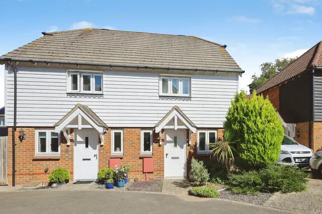 Shetland Close, Hailsham, BN27, photo 1