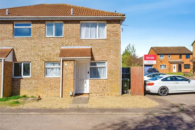 Conway Close, Houghton Regis, Dunstable, Bedfordshire, LU5, photo 1