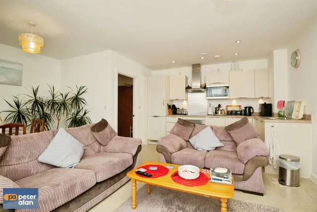 Ferry Court CARDIFF, CF11, photo 3