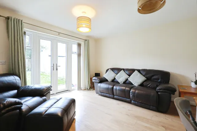 Turnpike Close, Worcester, WR6, photo 3