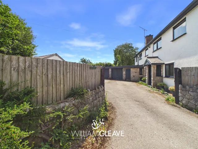 Waen Isa Lane, Babell, CH8, photo 2