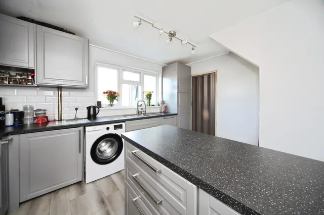 Maidenbower Avenue, Dunstable, LU6, photo 3