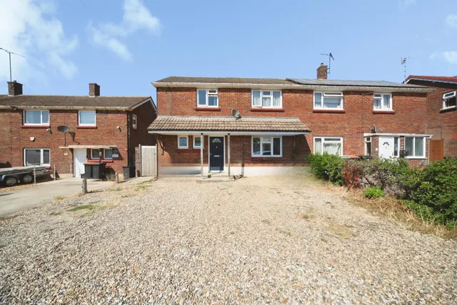 Maidenbower Avenue, Dunstable, LU6, photo 1
