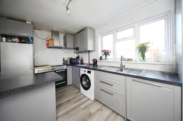 Maidenbower Avenue, Dunstable, LU6, photo 2