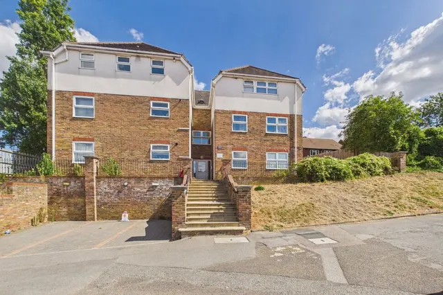 Flat 9 Valley Heights Joyce Green, Dartford, DA1, photo 1