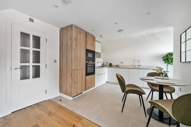 Photo 2 — Hermitage Place, Bath Road, Taplow, Maidenhead