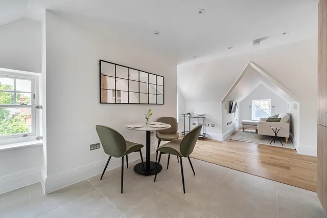 Hermitage Place, Bath Road, Taplow, Maidenhead, photo 1