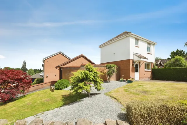 Photo 2 — Hillside, Northwich