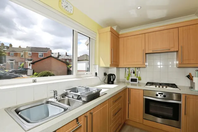 Photo 3 — Hillside, Northwich