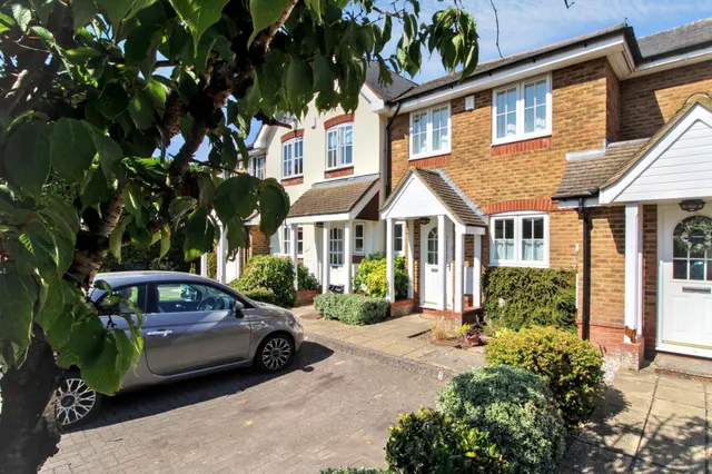 Amersham Road, Hazlemere, HP15, photo 1