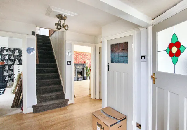 Photo 2 — Langland Gardens, Croydon, Croydon, CR0 8DY