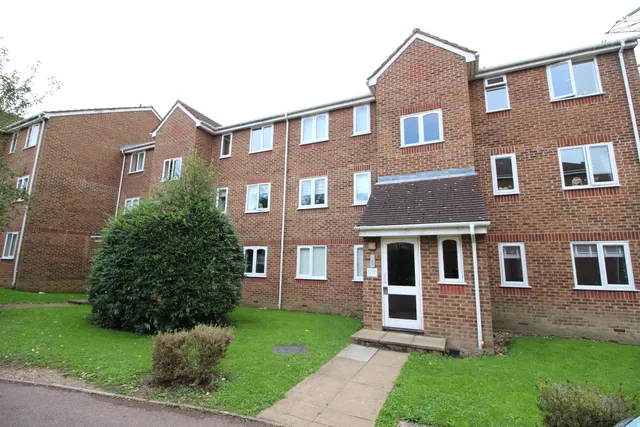 Percy Gardens, WORCESTER PARK, Surrey, Worcester Park, KT47SB, photo 1