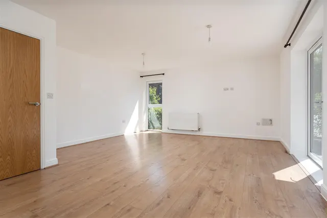 Otter Way, Yiewsley, UB7, photo 3
