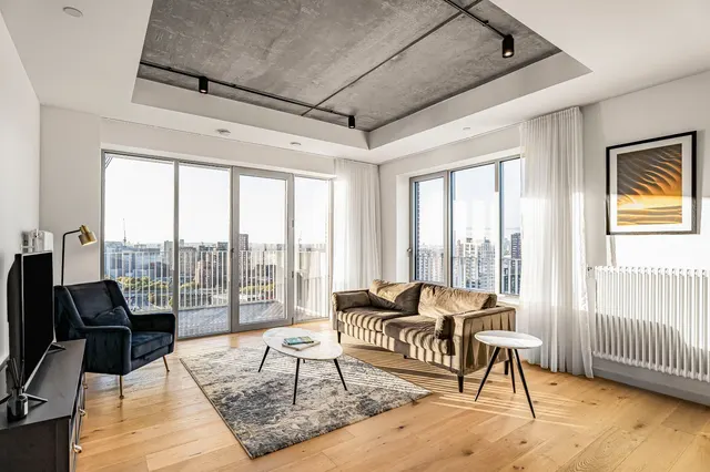 Orchard Place, London, E14, photo 1