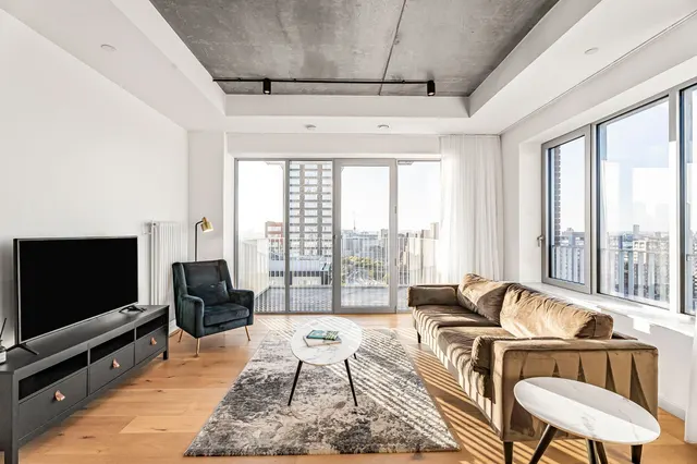 Orchard Place, London, E14, photo 2