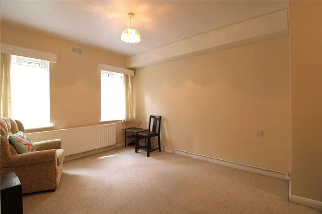 Coulsdon Road, Coulsdon, CR5, photo 2