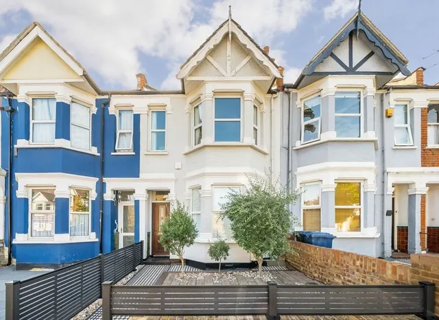 Regina Road, West Ealing, W13, photo 1