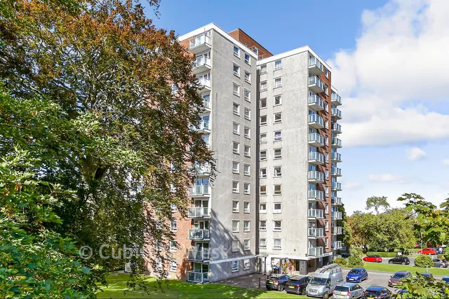 Basinghall Gardens, South Sutton, SM2, photo 1