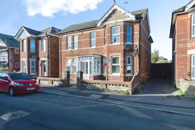Hankinson Road, Bournemouth, BH9, photo 1