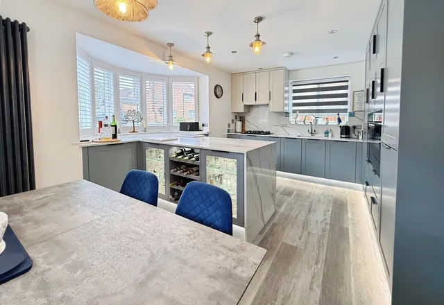 Photo 2 — Long Beech Drive, Farnborough, Hampshire, GU14 0PR