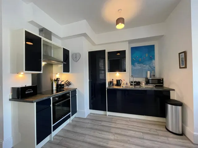 Blenheim Terrace, Scarborough, YO12, photo 2