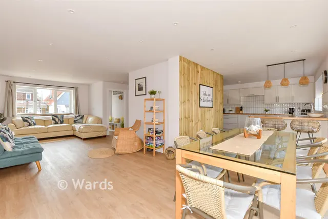 St. Swithin's Road, Whitstable, CT5, photo 3