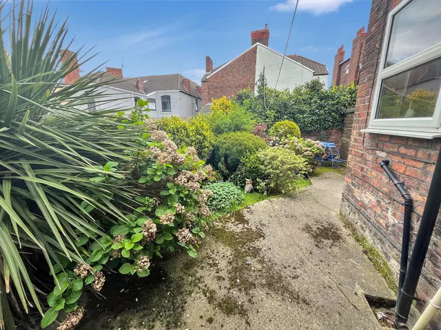 Photo 2 — Cecil Road, Prenton, CH42
