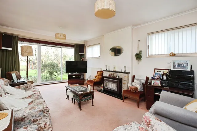 Barchester Way, Tonbridge, TN10, photo 2