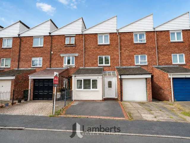 10 Linton Close, Redditch, photo 1