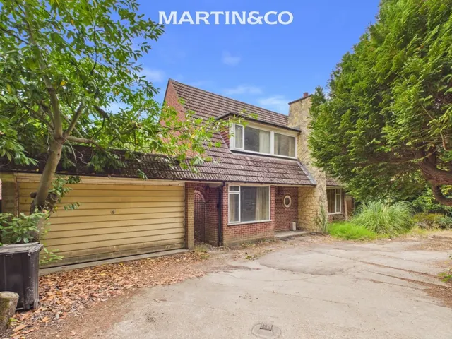 Warren Lane, Finchampstead, RG40, photo 1