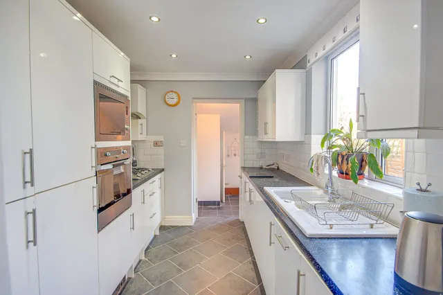 Photo 2 — Reservoir Road, Robinswood Hill, Gloucester, GL4