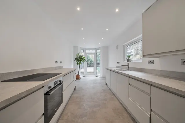Photo 2 — Haseltine Road, SE26