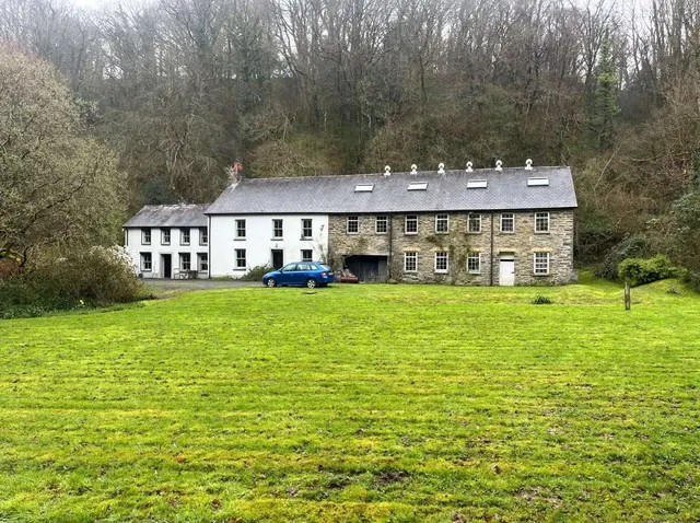 Photo 2 — Velindre, Llandysul, Carmarthenshire, SA44 5XE