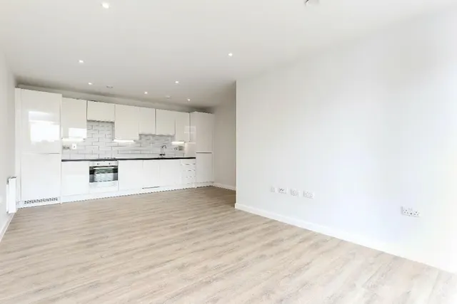 Beresford Street, SE18, photo 3