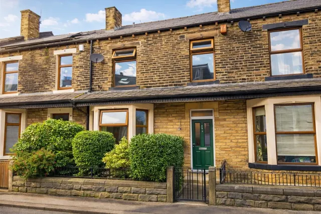 Pembroke Road, Pudsey, LS28, photo 1