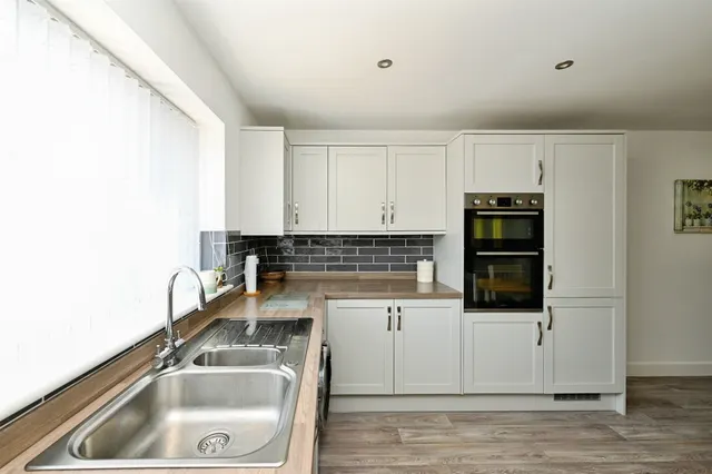 Photo 2 — Robin Hill, Heacham, King's Lynn