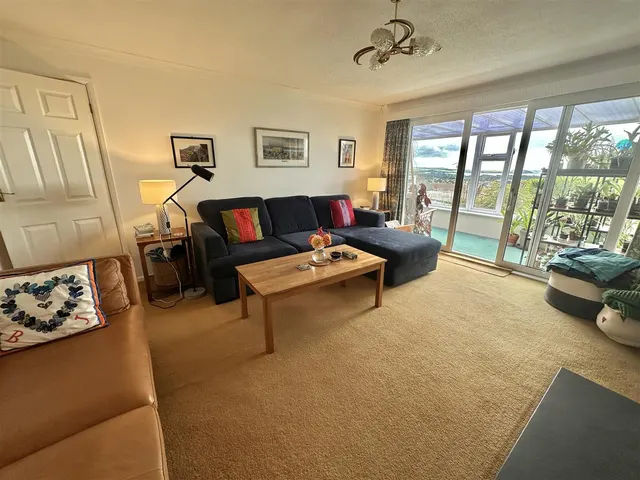Ropehaven Road, St. Austell, photo 3