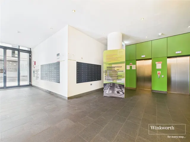 Photo 2 — Alfred Street, Reading, Berkshire, RG1