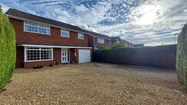 Broadlands Avenue, Bourne, PE10, photo 1