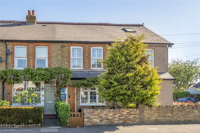 Cottimore Lane, Walton-On-Thames, KT12, photo 1