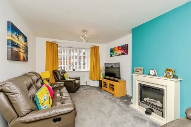Photo 3 — Radnor Rise, Hednesford, Cannock, Staffordshire, WS12
