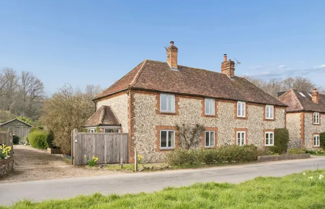 4 Moor End Cottages, Frieth RG9 6PT, photo 1