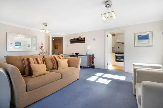 Hayward Road, Thames Ditton, KT7, photo 2