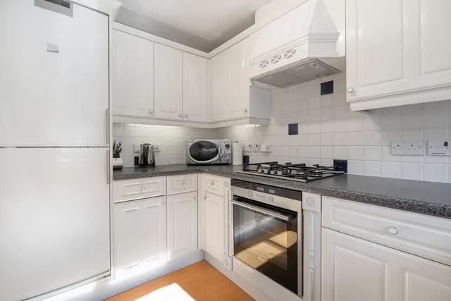 Hayward Road, Thames Ditton, KT7, photo 3