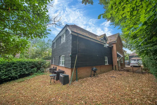 Daisy Fields, Fair Oak, Eastleigh, SO50 7FF, photo 1