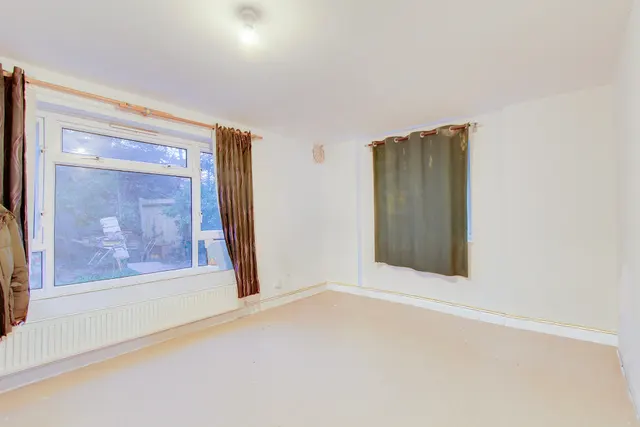 Beulah Crescent, Thornton Heath, CR7, photo 3