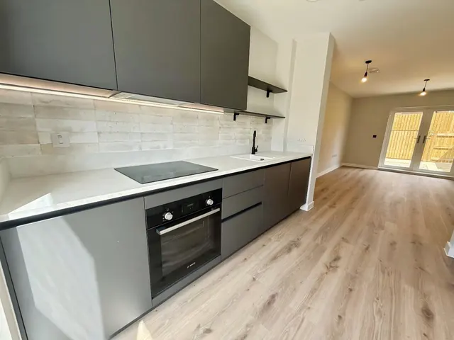 Stafford Close, Daisy Bank, M14, photo 3