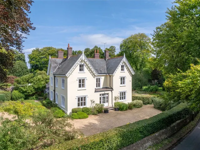 Roe Downs Road, Medstead, Alton, Hampshire, GU34 5LG, photo 1