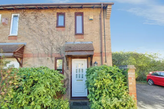 Whitacre, Parnwell, PE1, photo 1