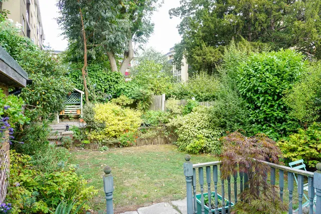 Baird Gardens, London, SE19, photo 3